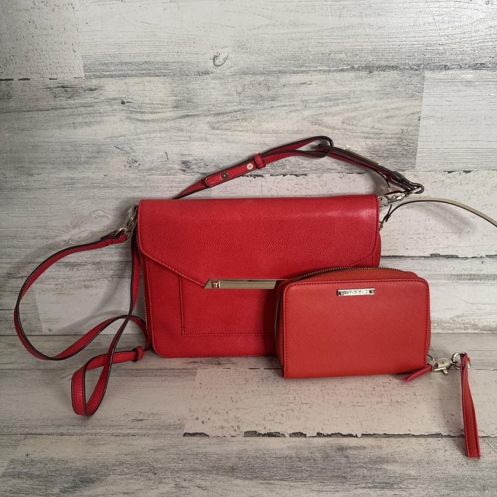Stella & Dot Red Crossbody Bag &‎ Wallet Pebbled Expanding Zip Bottom Expandable